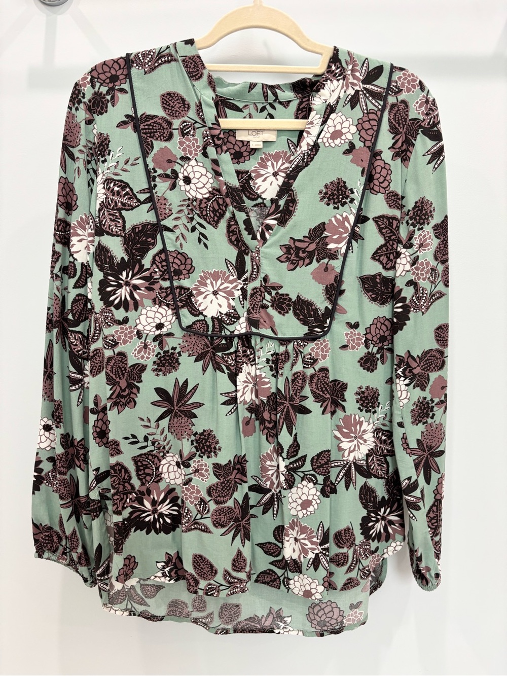 LOFT Mint Green Floral V-Neck Long Sleeve Blouse